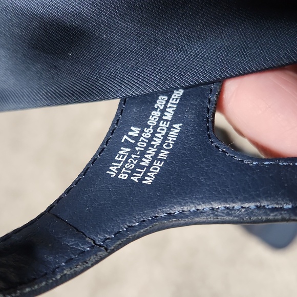 NEW Baretraps Navy Sandals Size 7M - Picture 5 of 6